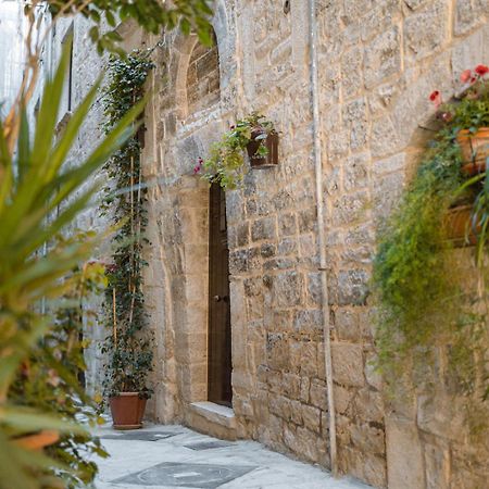 Hotel La Piccola Torre Bisceglie Exterior foto