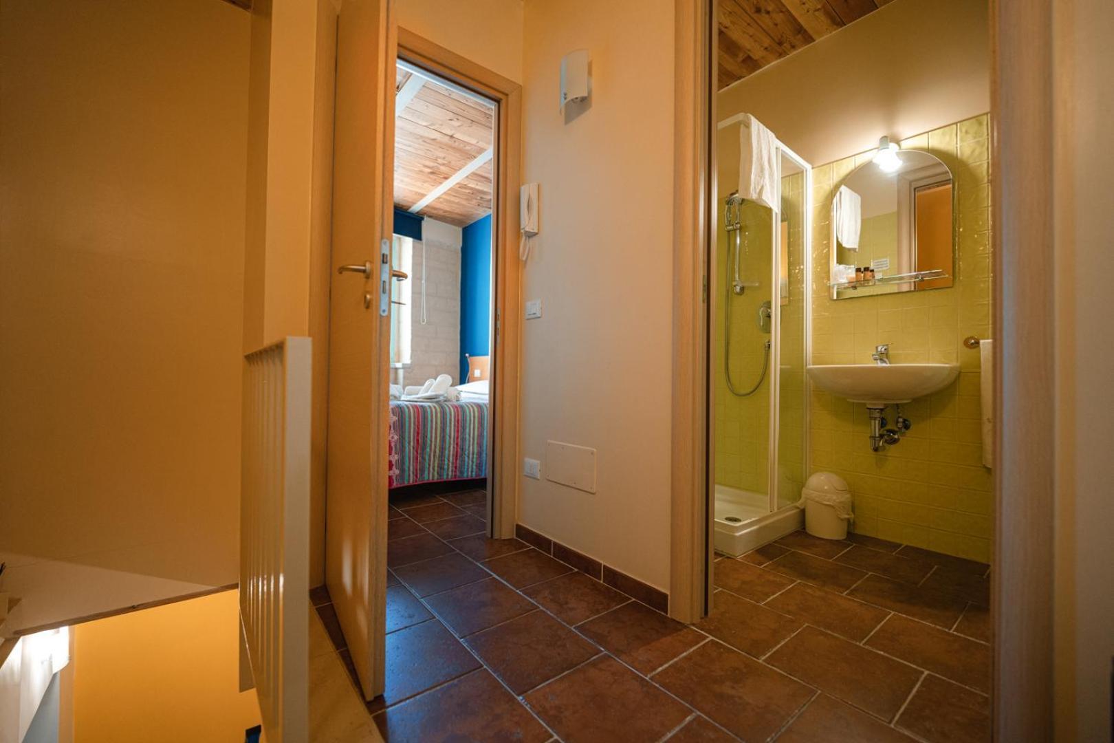 Hotel La Piccola Torre Bisceglie Zimmer foto