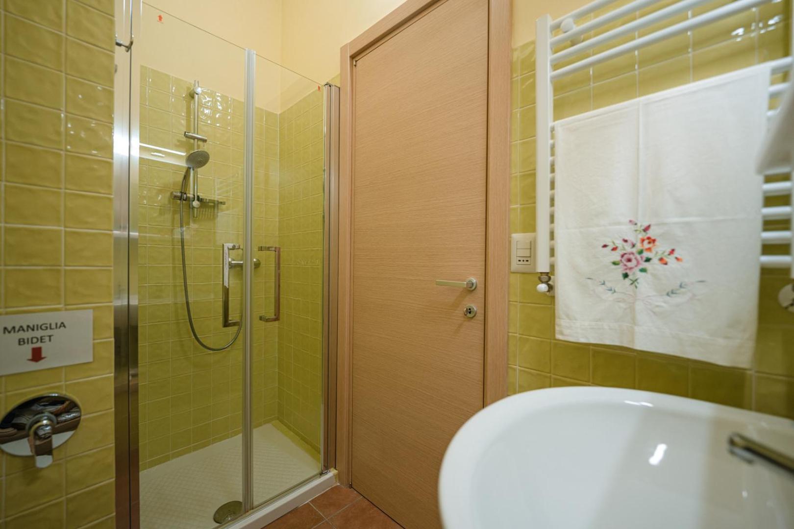 Hotel La Piccola Torre Bisceglie Zimmer foto